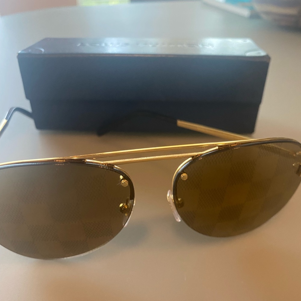 Louis Vuitton clockwise sunglasses gold